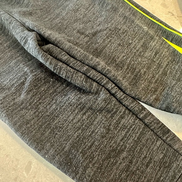 Boys 24MO Winter Bundle - Picture 4 of 8